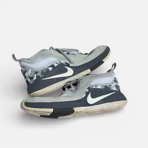 Nike Lebron Witness II